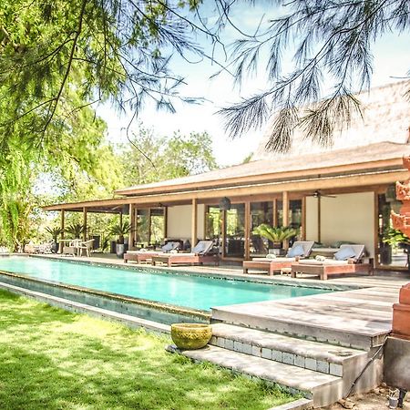 Villa Pulau Cinta Boutique Suites Gili Meno Esterno foto