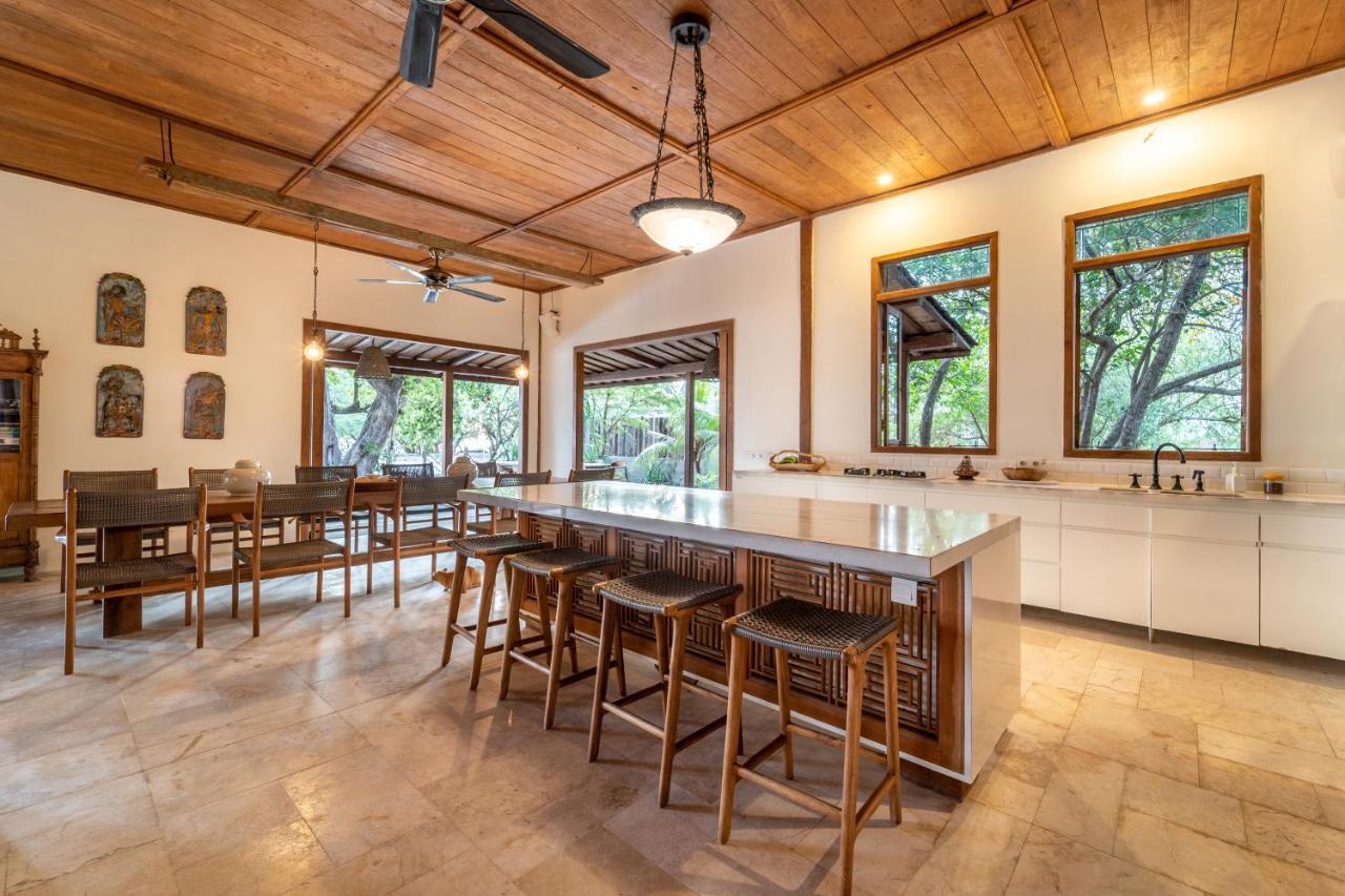 Villa Pulau Cinta Boutique Suites Gili Meno Esterno foto