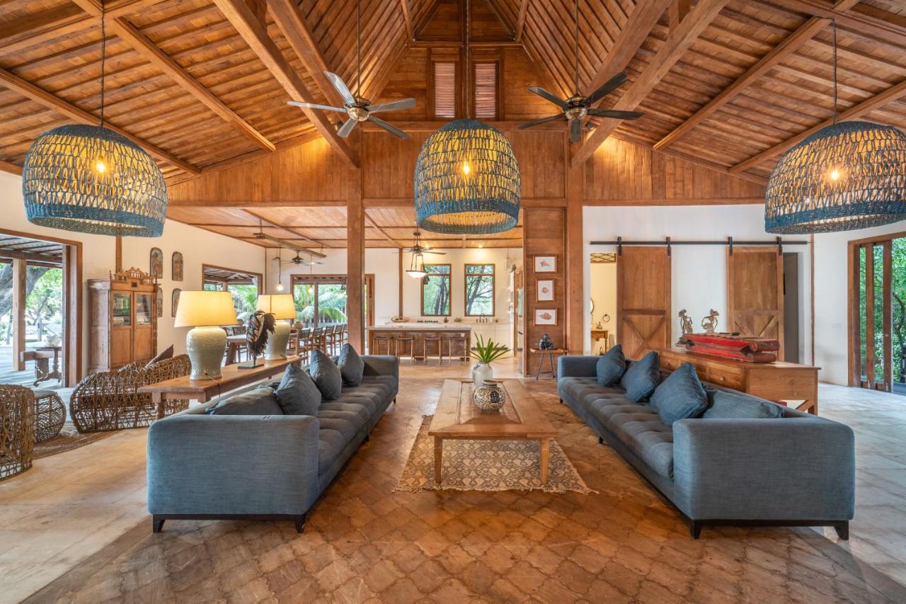 Villa Pulau Cinta Boutique Suites Gili Meno Esterno foto